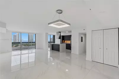 19101 NE 36th Ct #1811, Aventura, FL 33180 - Photo 10