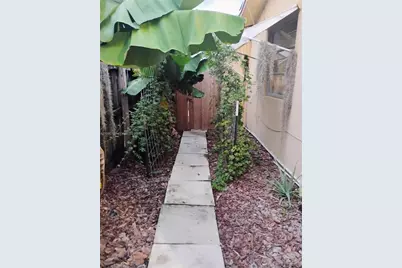 **** Thomas St #1, Hollywood, FL 33021 - Photo 4