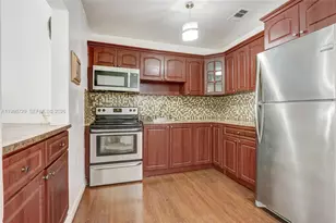 6871 SW 37th St, Miami, FL 33155 - Photo 6