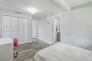 6871 SW 37th St, Miami, FL 33155 - Photo 10