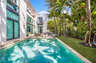 4515 N Michigan Ave, Miami Beach, FL 33140 - Photo 22