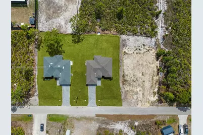 936 Bolivia Dr, Lehigh Acres, FL 33974 - Photo 32