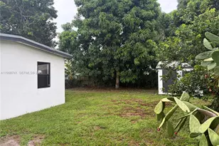 2351 NW 152nd Terrace, Miami Gardens, FL 33054 - Photo 10