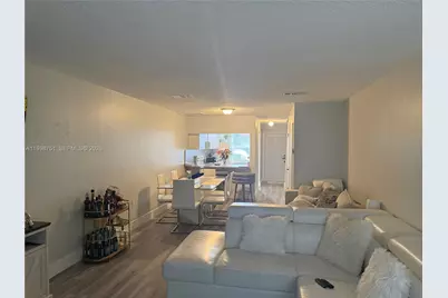 401 SW 109th Ave, Sweetwater, FL 33174 - Photo 14