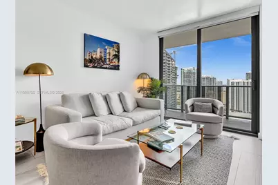 45 SW 9th St #3609, Miami, FL 33130 - Photo 6