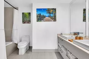 45 SW 9th St, Miami, FL 33130 - Photo 18