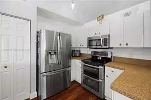 1413 Majesty Terrace, Weston, FL 33327 - Photo 26
