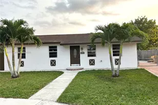 1666 SW 3rd Ct, Homestead, FL 33030 - Photo 4