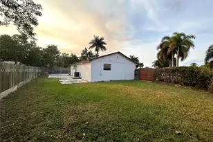 1666 SW 3rd Ct, Homestead, FL 33030 - Photo 14