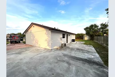 1666 SW 3rd Ct, Homestead, FL 33030 - Photo 16