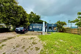 597 NW 69th St, Miami, FL 33150 - Photo 42