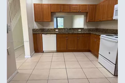 8246 SW 27th St #103, Miramar, FL 33025 - Photo 6