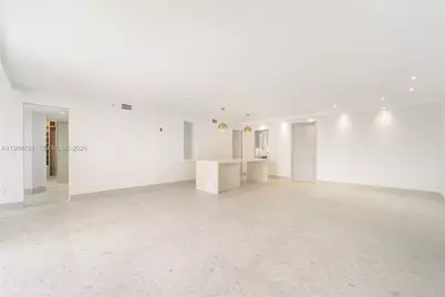 737 Crandon Blvd #301, Key Biscayne, FL 33149 - Photo 14