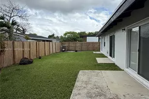 10241 SW 128th Ave, Miami, FL 33186 - Photo 12