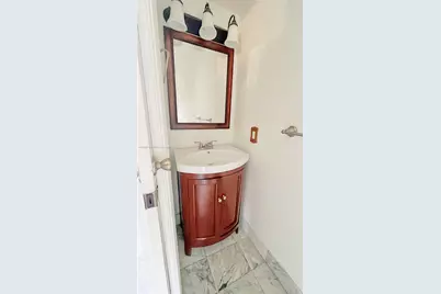 1283 W 51st Place #12, Hialeah, FL 33012 - Photo 14