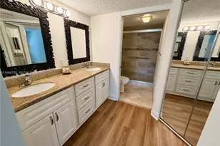 1600 SW 127th Way, Pembroke Pines, FL 33027 - Photo 6