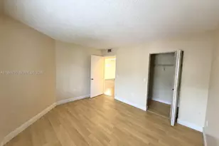 1600 SW 127th Way, Pembroke Pines, FL 33027 - Photo 16