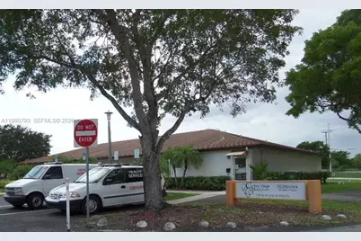 1600 SW 127th Way #101C, Pembroke Pines, FL 33027 - Photo 24