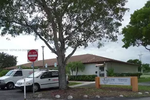 1600 SW 127th Way, Pembroke Pines, FL 33027 - Photo 24