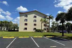 1600 SW 127th Way, Pembroke Pines, FL 33027 - Photo 18