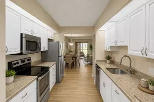 1600 SW 127th Way, Pembroke Pines, FL 33027 - Photo 2