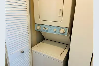 801 Brickell Key Blvd #3207, Miami, FL 33131 - Photo 28