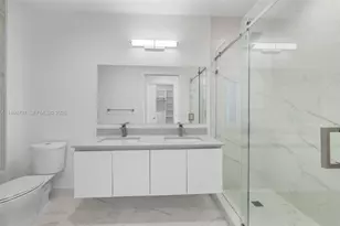 101 Diplomat Pkwy, Hallandale Beach, FL 33009 - Photo 22