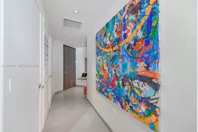 68 SE 6th St #2312, Miami, FL 33131 - Photo 12