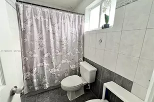 10140 SW 26th Terrace, Miami, FL 33165 - Photo 28