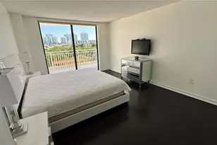 210 174th St, Sunny Isles Beach, FL 33160 - Photo 30