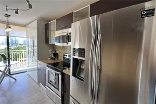 210 174th St, Sunny Isles Beach, FL 33160 - Photo 18