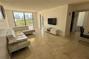 210 174th St, Sunny Isles Beach, FL 33160 - Photo 4