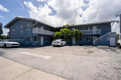3049 NW 9th Ave #4, Wilton Manors, FL 33311 - Photo 1