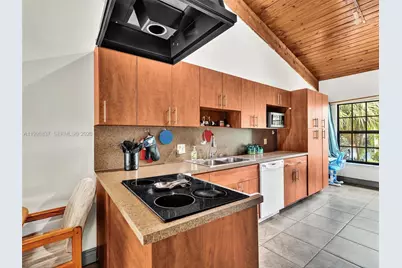 13406 SW 102nd Ln, Miami, FL 33186 - Photo 12