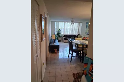 1100 St Charles Pl #213, Pembroke Pines, FL 33026 - Photo 6