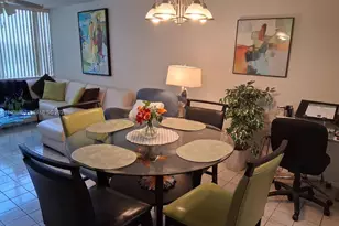 1100 St Charles Pl, Pembroke Pines, FL 33026 - Photo 10