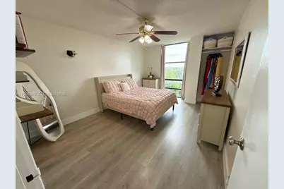 1825 W 44th Pl #808, Hialeah, FL 33012 - Photo 10