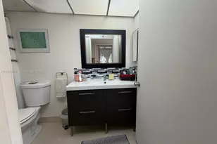 468 NE 206th Ln, Miami, FL 33179 - Photo 14