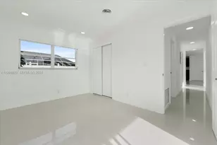 1910 NW 36th St, Oakland Park, FL 33309 - Photo 36