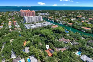 186 Edgewater Dr, Coral Gables, FL 33133 - Photo 26