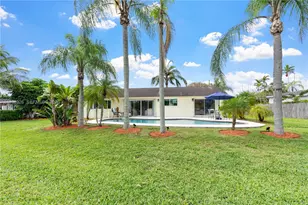 10325 SW 102nd Ct, Miami, FL 33176 - Photo 32