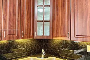 2780 NE 183rd St, Aventura, FL 33160 - Photo 12