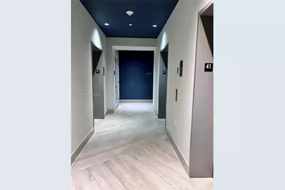 55 SW 9th St #4109, Miami, FL 33130 - Photo 2