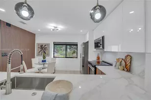 7736 La Mirada Dr, Boca Raton, FL 33433 - Photo 10