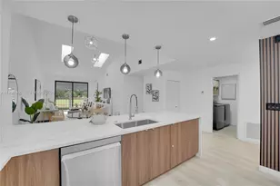 7736 La Mirada Dr, Boca Raton, FL 33433 - Photo 14