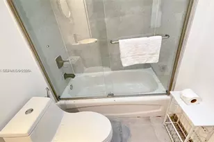 1200 Brickell Bay Dr, Miami, FL 33131 - Photo 12