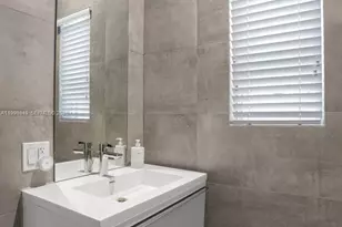 1310 Flamingo Way, Miami Beach, FL 33139 - Photo 24