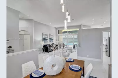 1356 Ginger Cir, Weston, FL 33326 - Photo 6