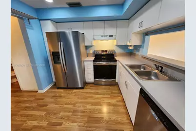 200 SW 95th Ter #200, Pembroke Pines, FL 33025 - Photo 14