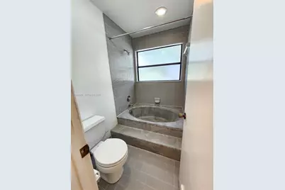 200 SW 95th Ter #200, Pembroke Pines, FL 33025 - Photo 22